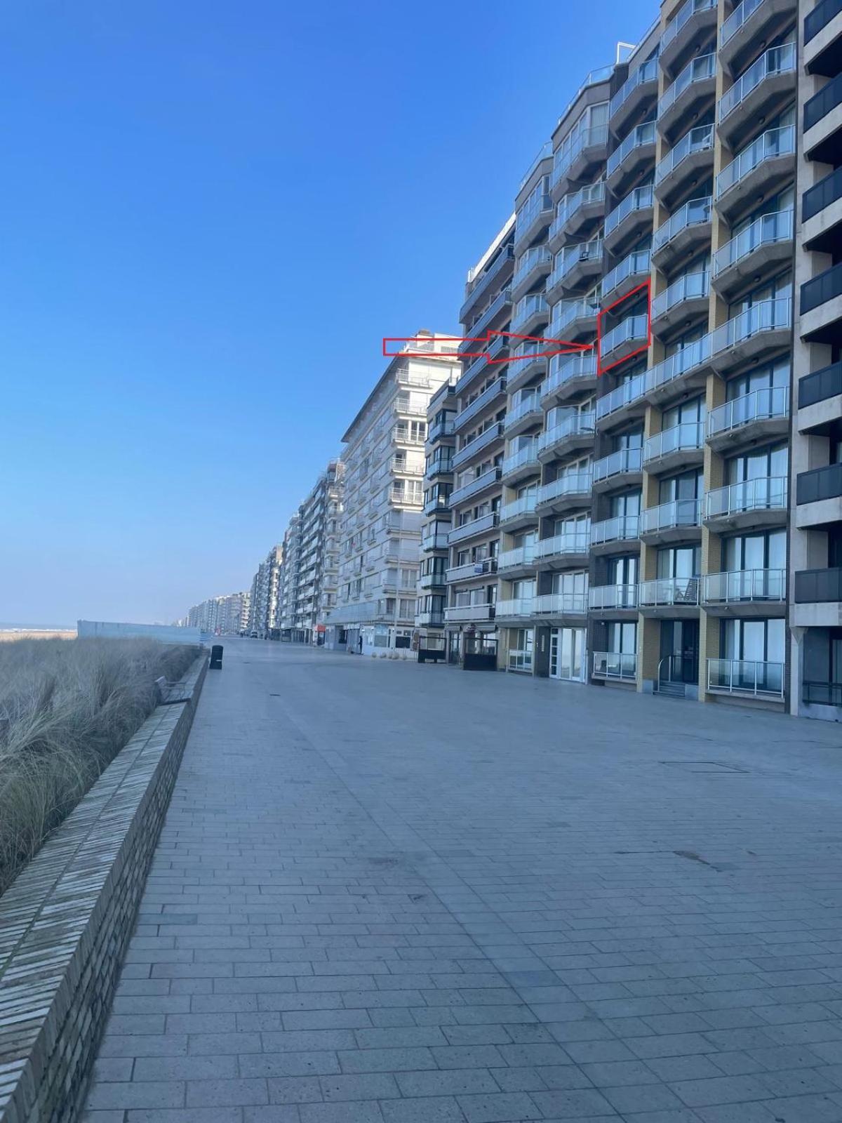 Westende Zeezicht Appartement *